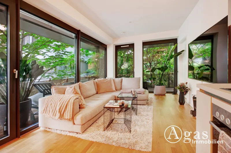 Wie ein Baumhaus! Gemütliche 2 Zimmer Wohnung mit ca. 70m², EBK, Concierge und Gym in Berlin-Mitte! — photo 1